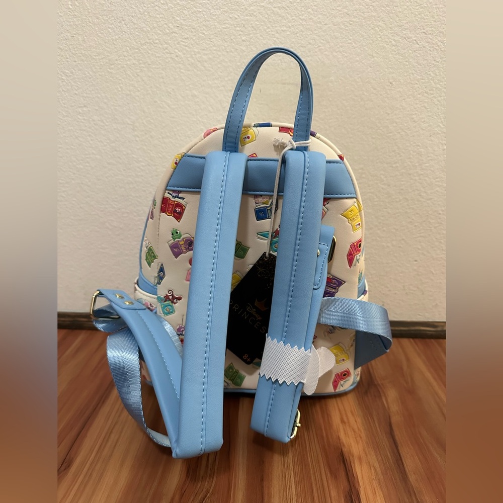 NWT Loungefly Disney Princess Books and sidekicks Backpack - Multicolor - Picture 5 of 5